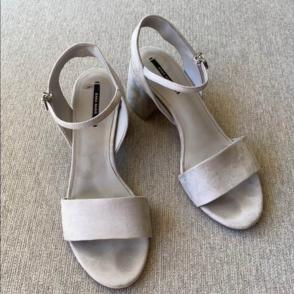 Zara Basic Block Heel Grey Suede Sandal